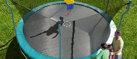 Hoe verlies je je buik bij oefeningen op een go sport trampoline?